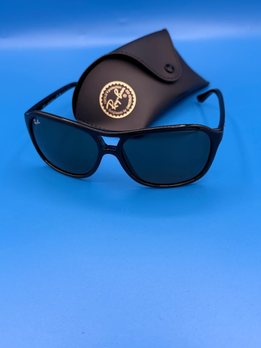 Ray-Ban Cats 4000 (RB 4128) Aviator Sunglasses – Gloss Black